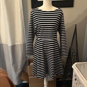 Old Navy Black and White Striped Long Sleeve Fit-and-Flare Dress